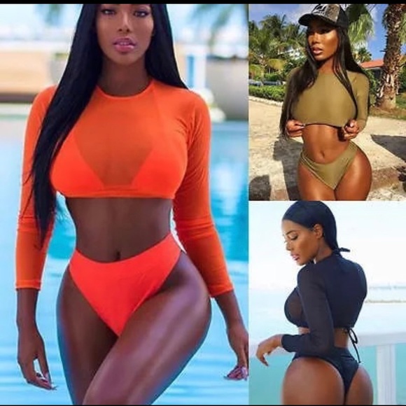 Bikini - Picture 3 of 8